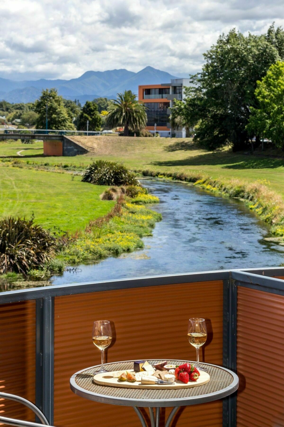 Waterfront Motel Blenheim Exterior photo